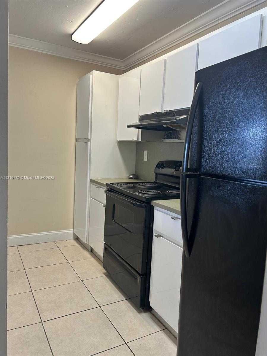 Small Image of 6955 NORTH WEST 186TH ST #F505, Hialeah Number 3