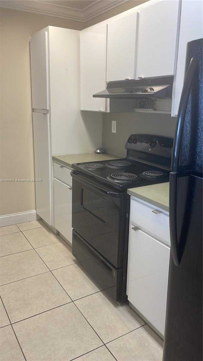Small Image of 6955 NORTH WEST 186TH ST #F505, Hialeah Number 4