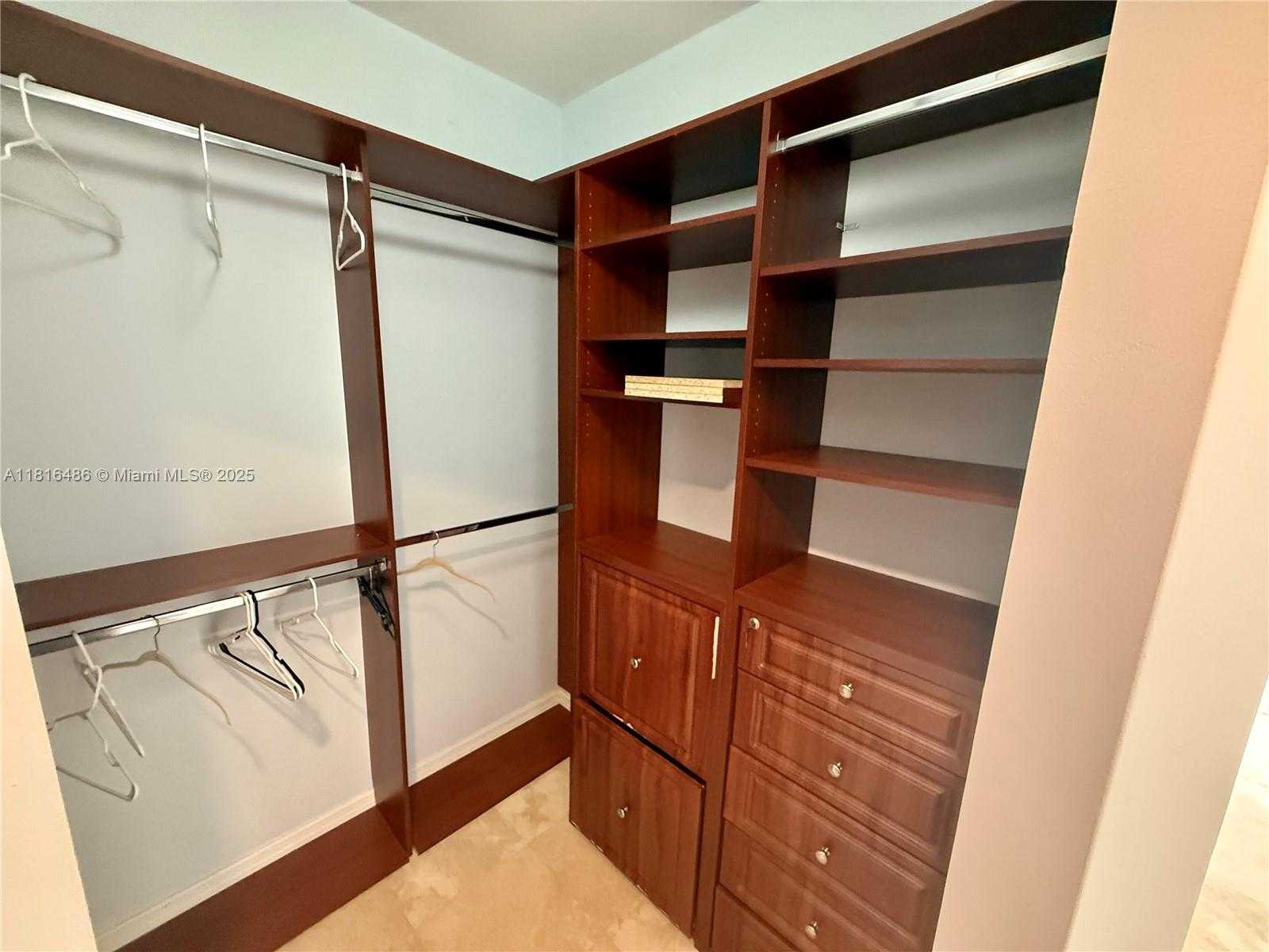 Small Image of 808 BRICKELL KEY DR #1603, Miami Number 12