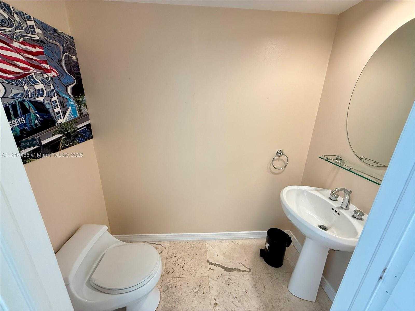 Small Image of 808 BRICKELL KEY DR #1603, Miami Number 3