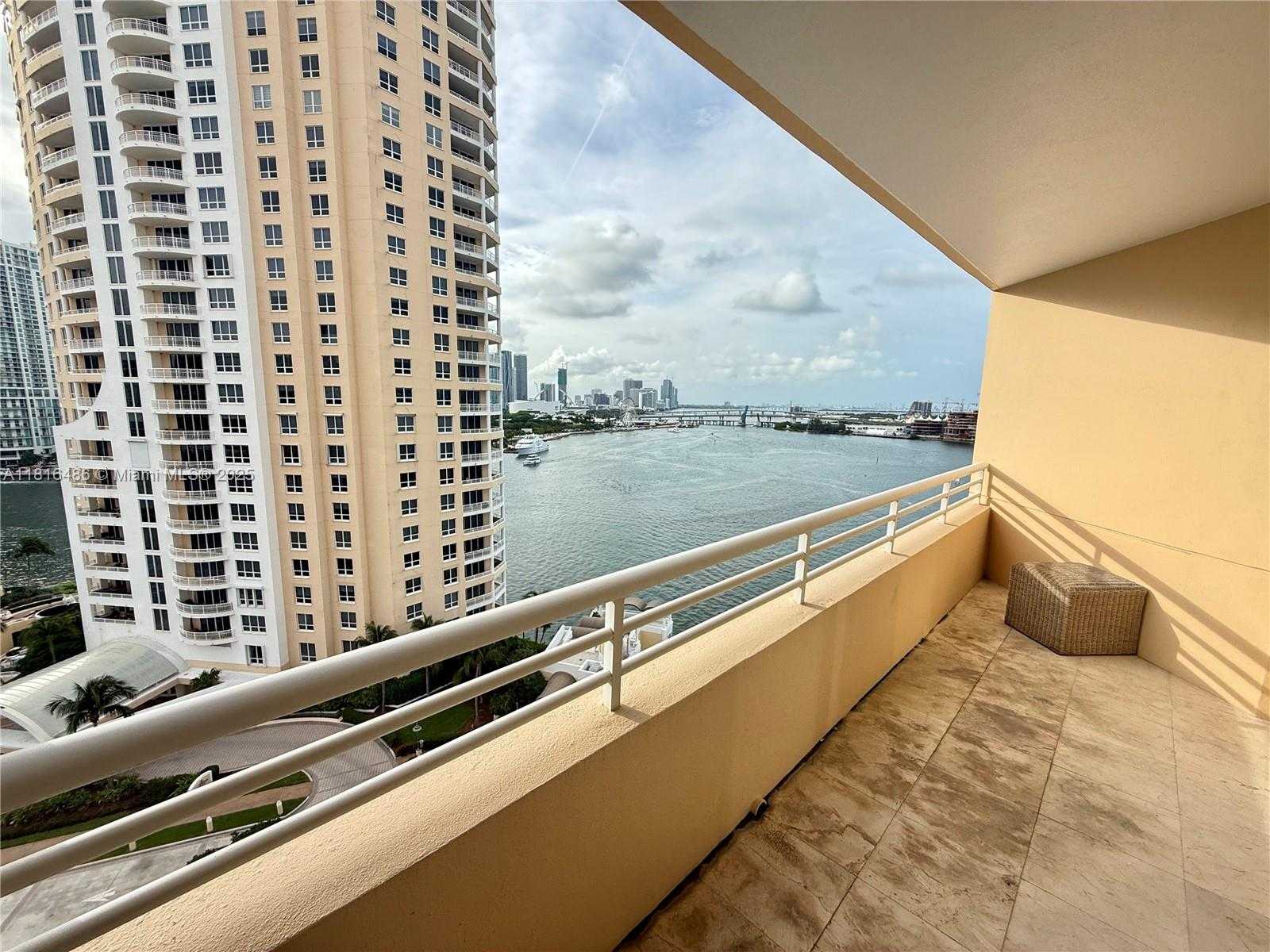 Small Image of 808 BRICKELL KEY DR #1603, Miami Number 7