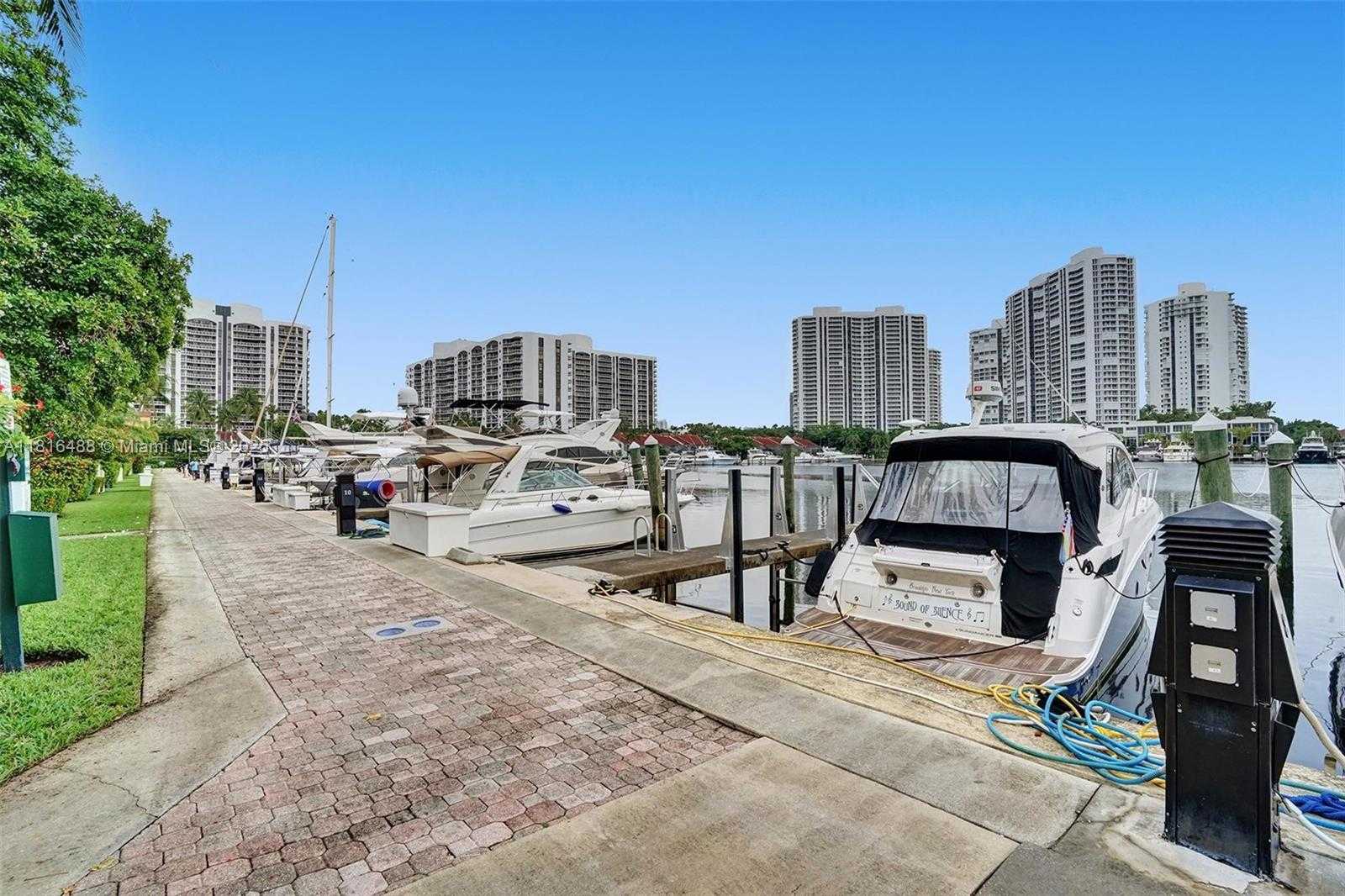 Small Image of 3545 MAGELLAN CIR #358-5, Aventura Number 12