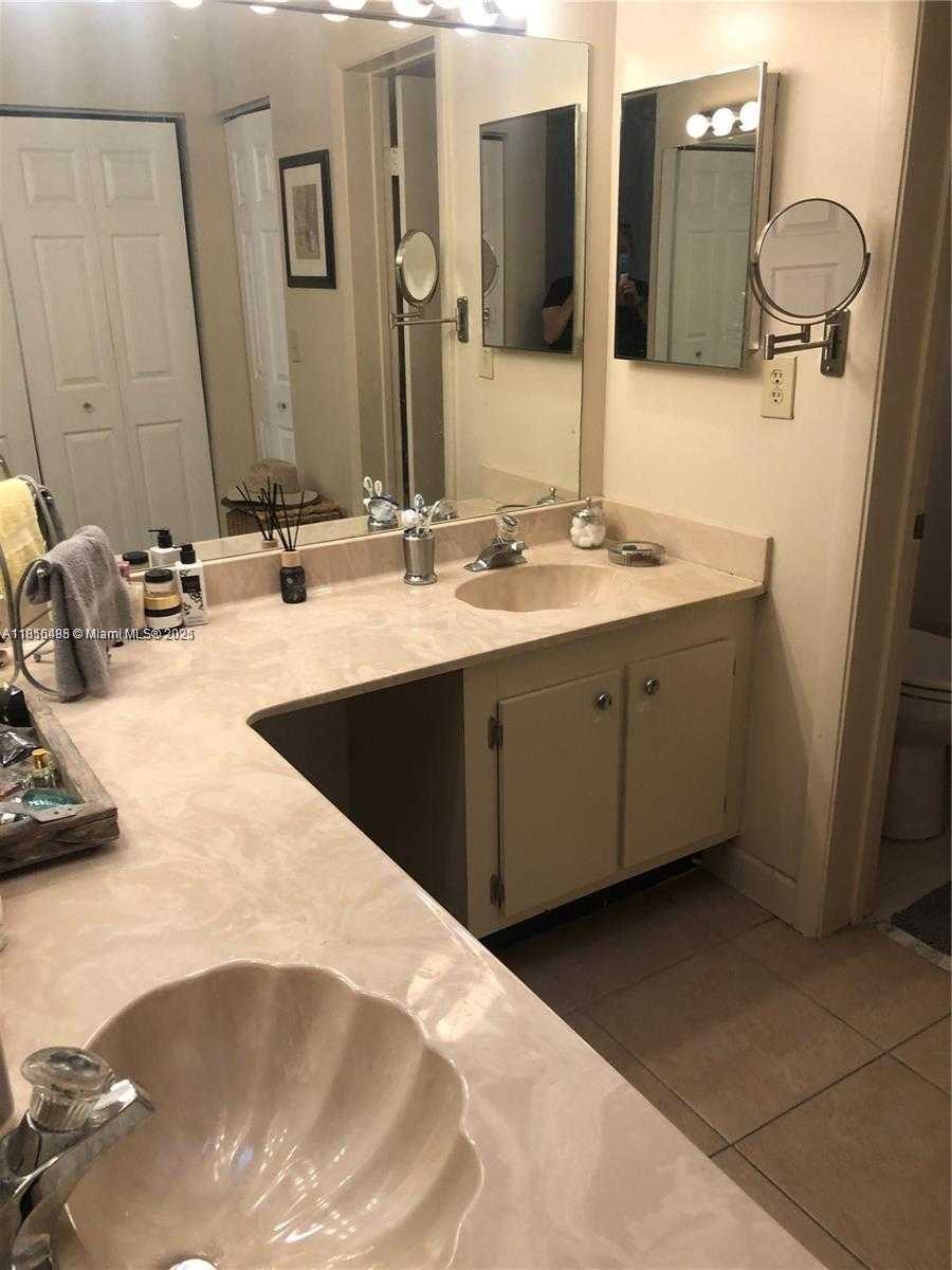 Small Image of 3545 MAGELLAN CIR #358-5, Aventura Number 9