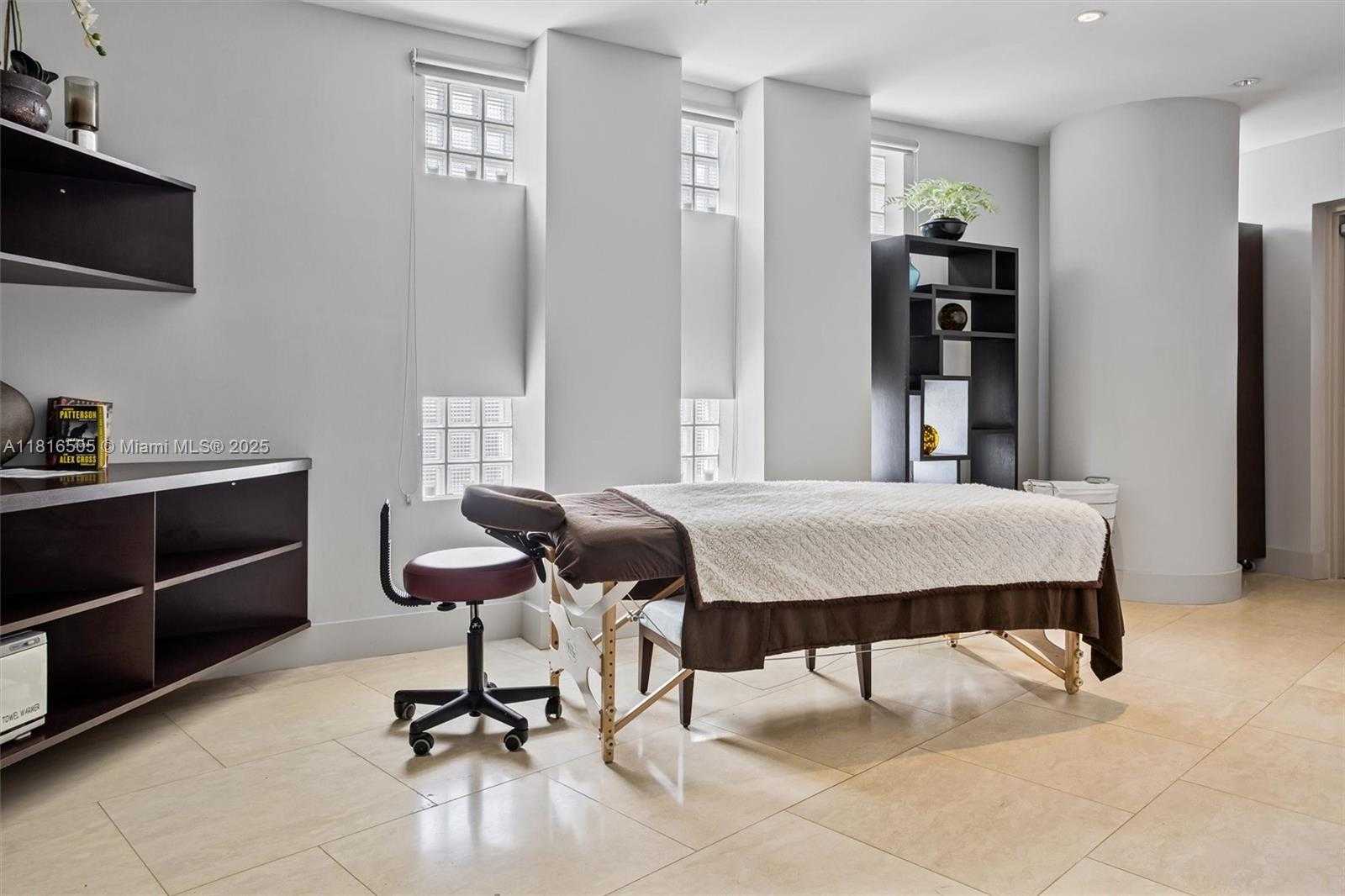 Small Image of 3535 SOUTH OCEAN DR #1703, Hollywood Number 37