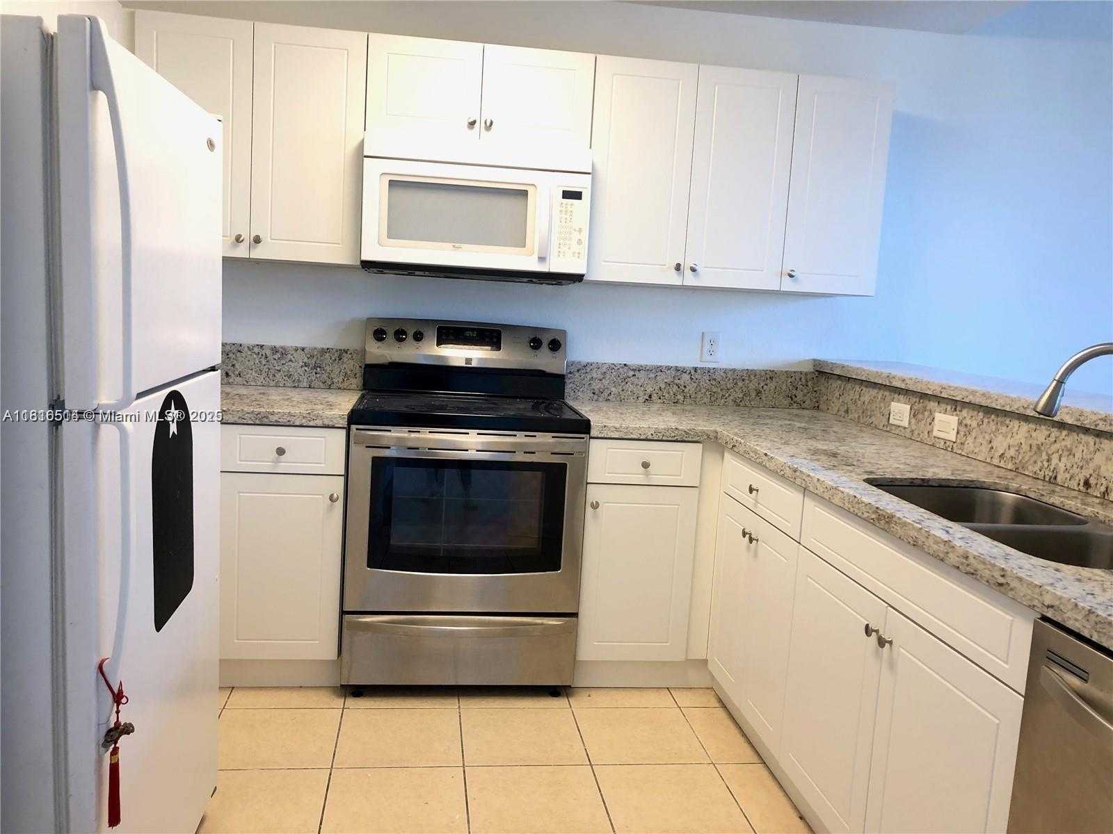 Small Image of 11001 NORTH WEST 83RD ST #208, Doral Number 3