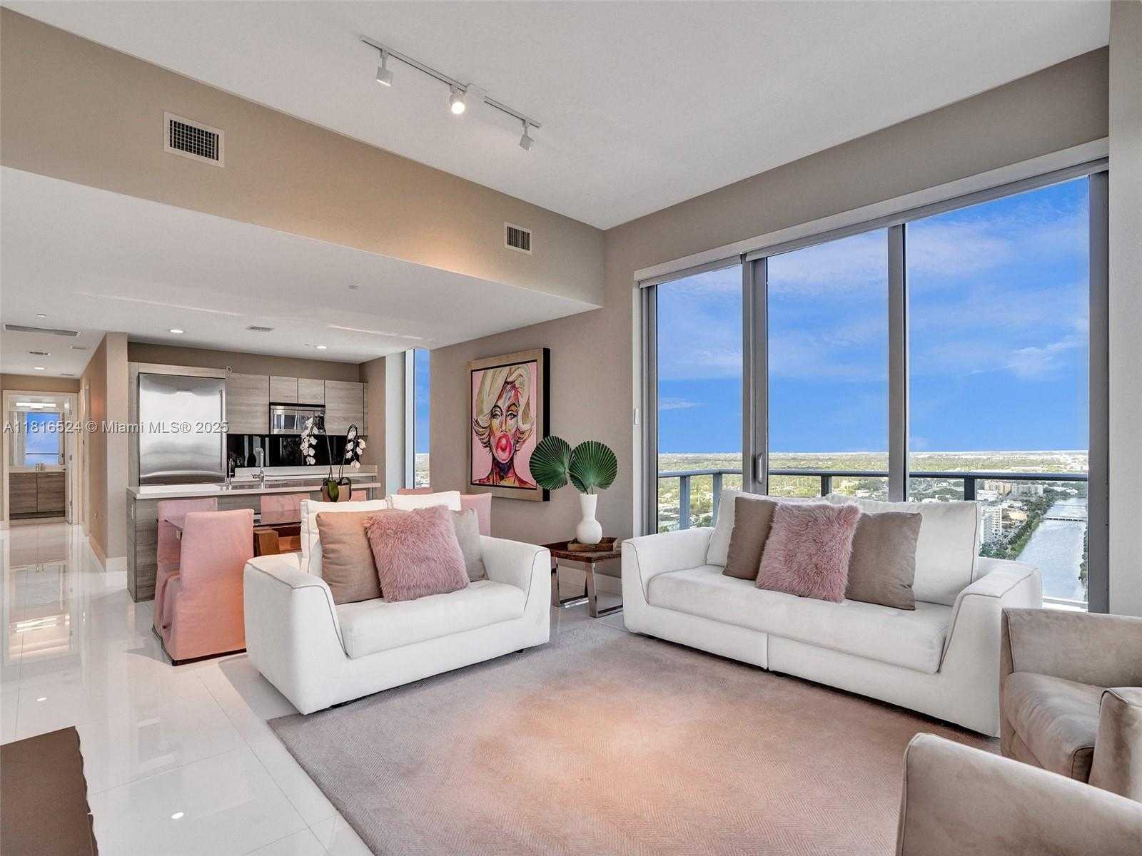 Small Image of 16385 BISCAYNE BLVD #3201/LPH01, North Miami Beach Number 17