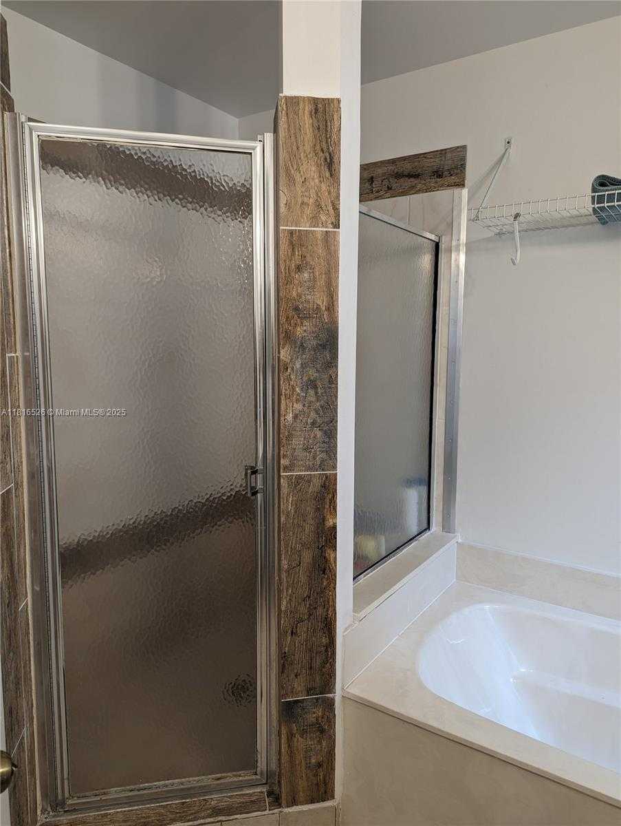 Small Image of Weston Number 13