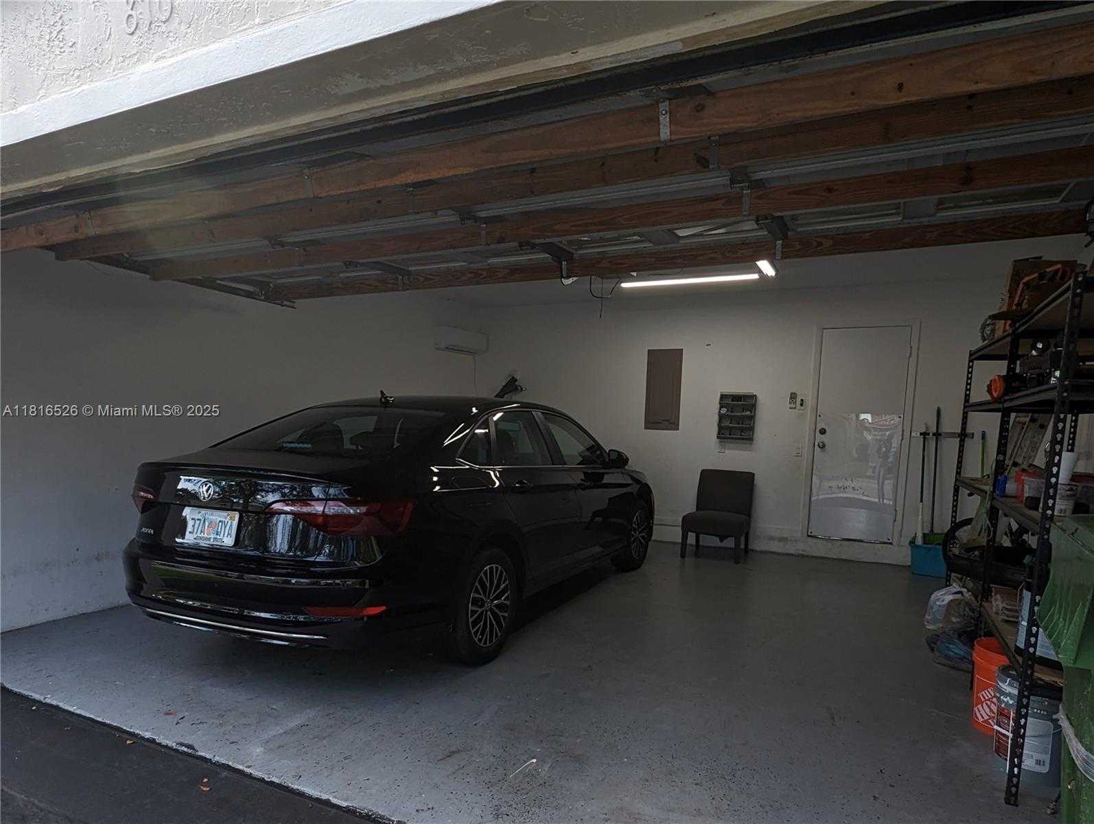 Small Image of Weston Number 18