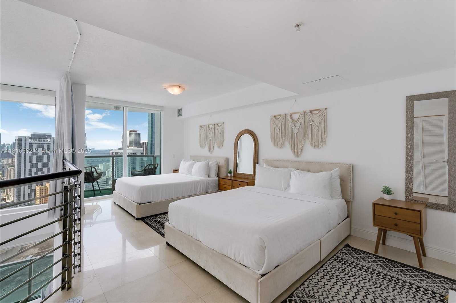 Small Image of 41 SOUTH EAST 5TH ST #2107, Miami Number 14