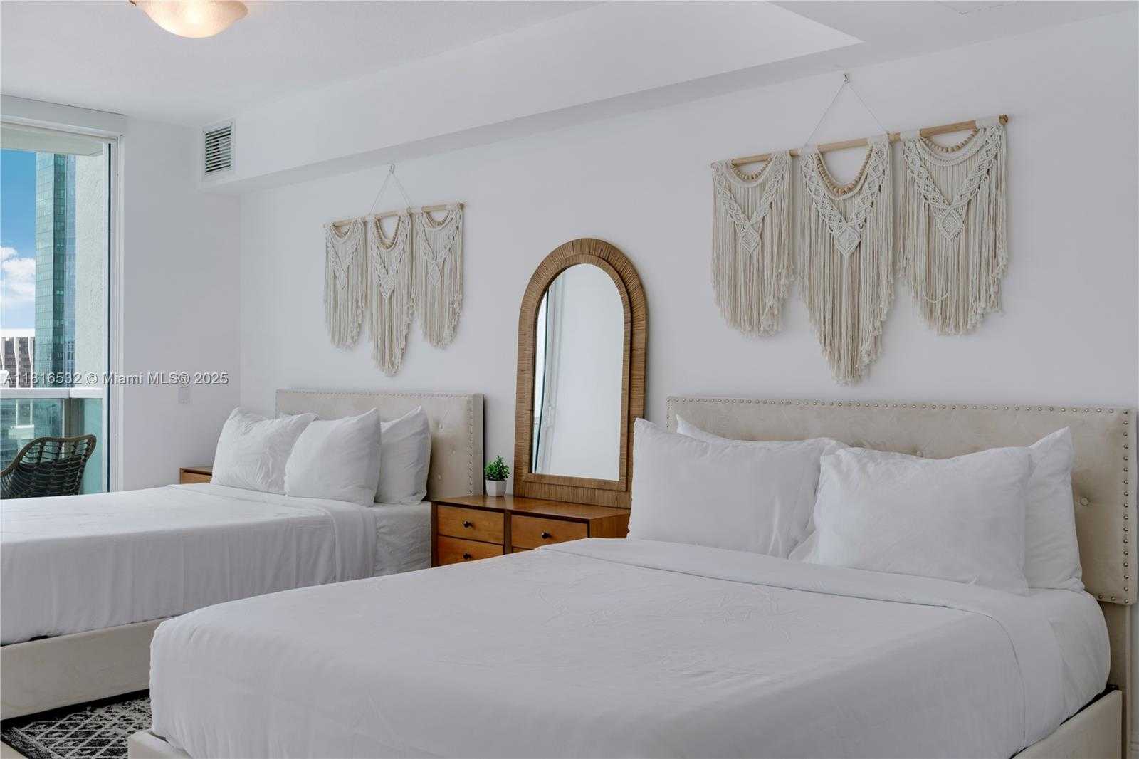 Small Image of 41 SOUTH EAST 5TH ST #2107, Miami Number 15