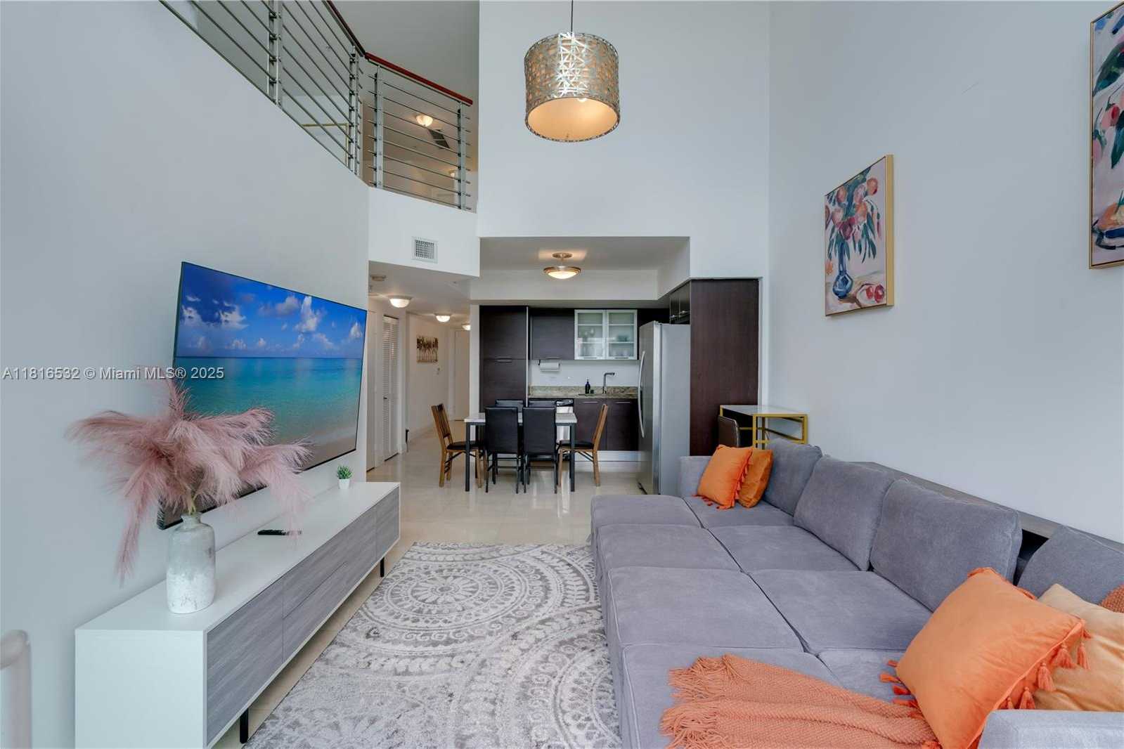 Small Image of 41 SOUTH EAST 5TH ST #2107, Miami Number 3