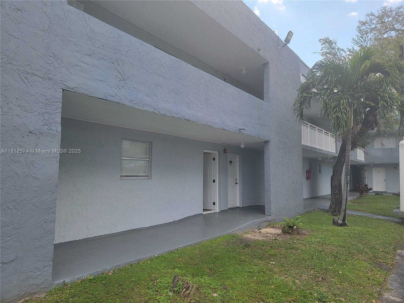 Small Image of 9371 FONTAINEBLEAU BLVD #I103, Miami Number 2