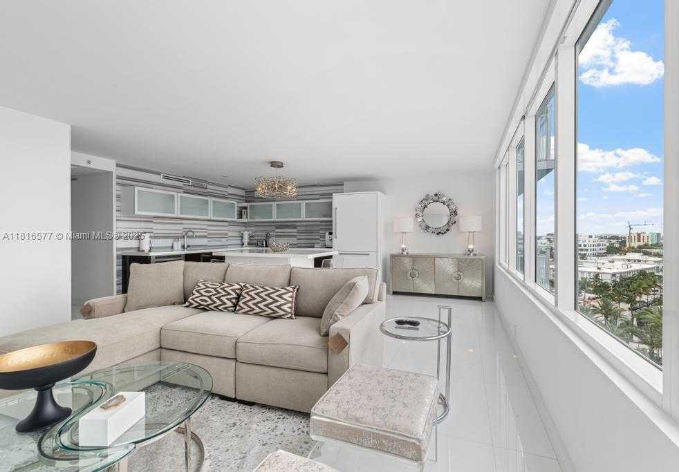 Small Image of 400 SOUTH POINTE DR #1006, Miami Beach Number 14