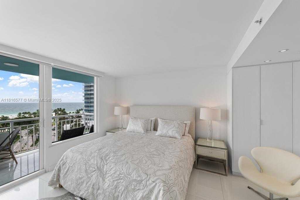 Small Image of 400 SOUTH POINTE DR #1006, Miami Beach Number 27