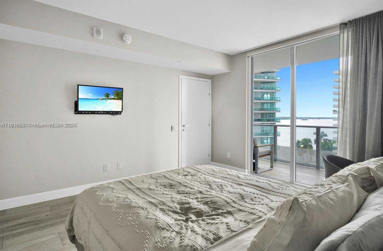 Small Image of 1300 BRICKELL BAY DR #906, Miami Number 10