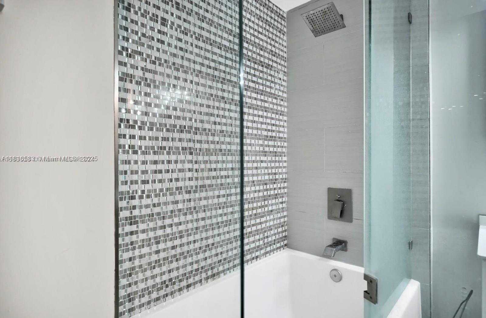 Small Image of 1300 BRICKELL BAY DR #906, Miami Number 12