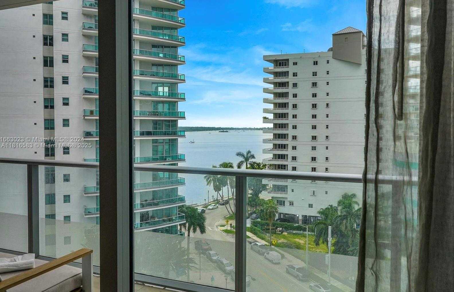 Small Image of 1300 BRICKELL BAY DR #906, Miami Number 13
