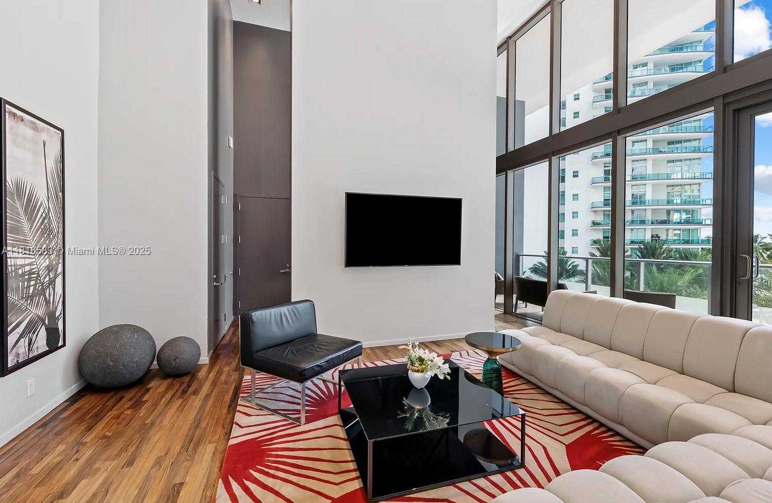 Small Image of 1300 BRICKELL BAY DR #906, Miami Number 18