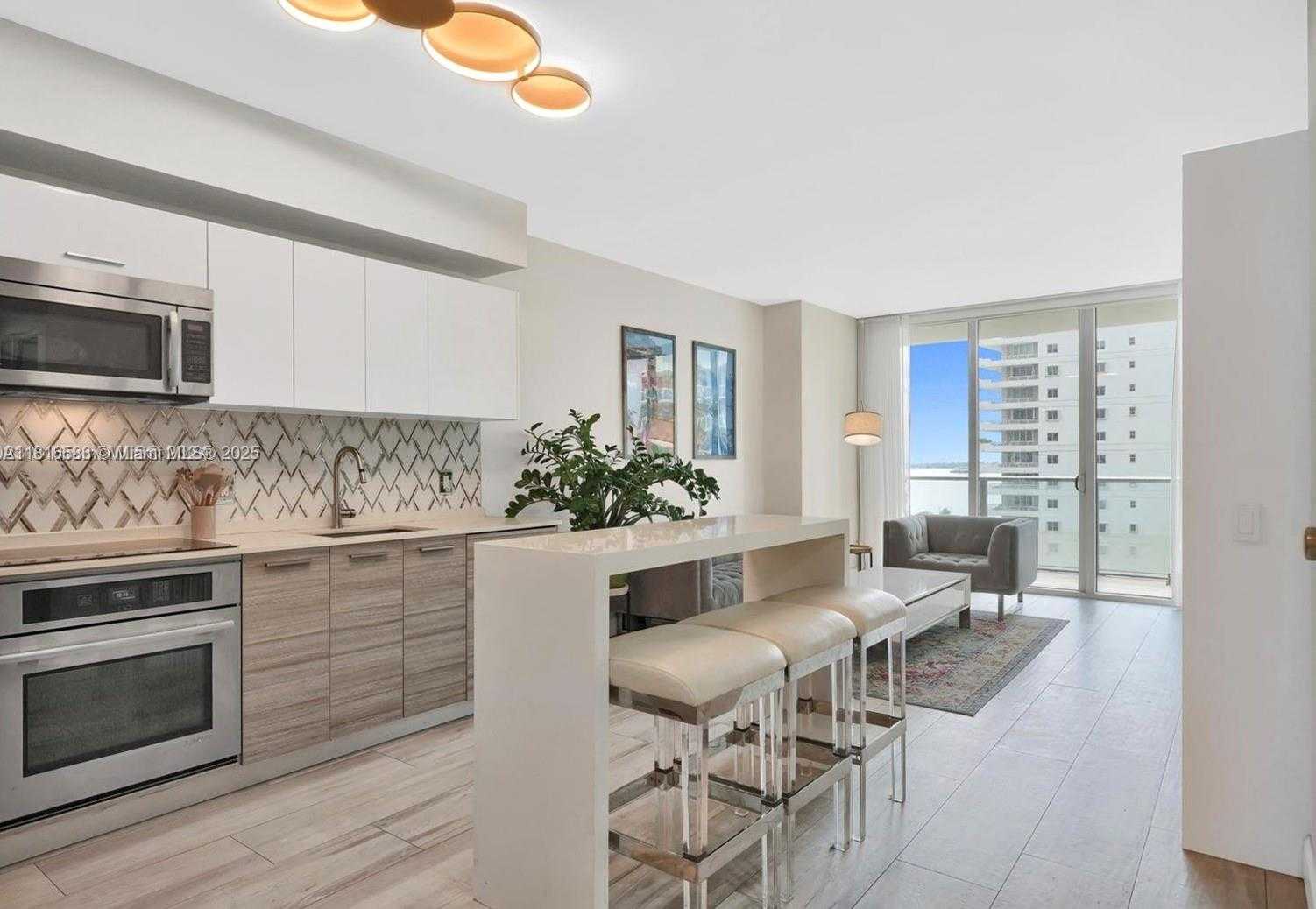 Small Image of 1300 BRICKELL BAY DR #906, Miami Number 2