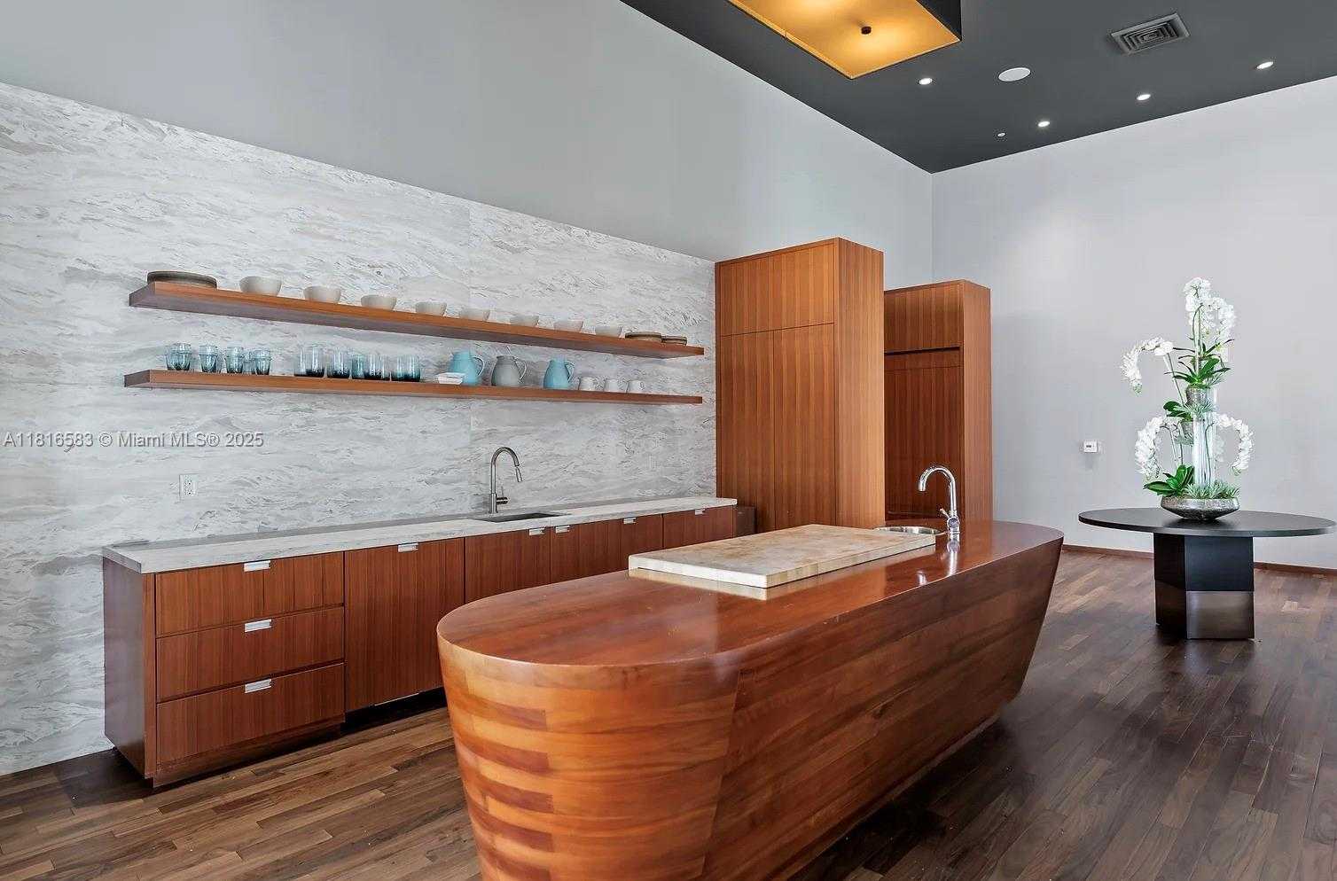 Small Image of 1300 BRICKELL BAY DR #906, Miami Number 31