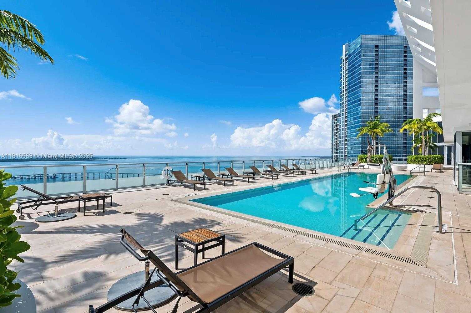 Small Image of 1300 BRICKELL BAY DR #906, Miami Number 36