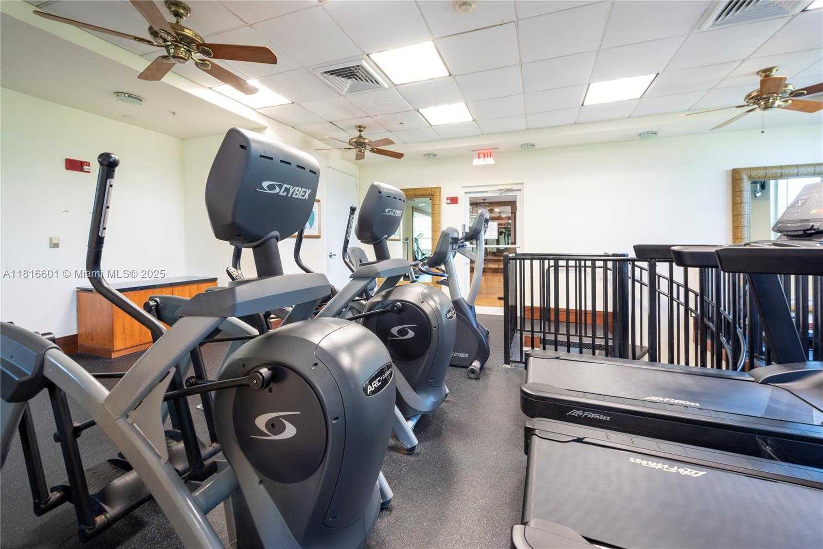 Small Image of 19501 WEST COUNTRY CLUB DR #2210, Aventura Number 29