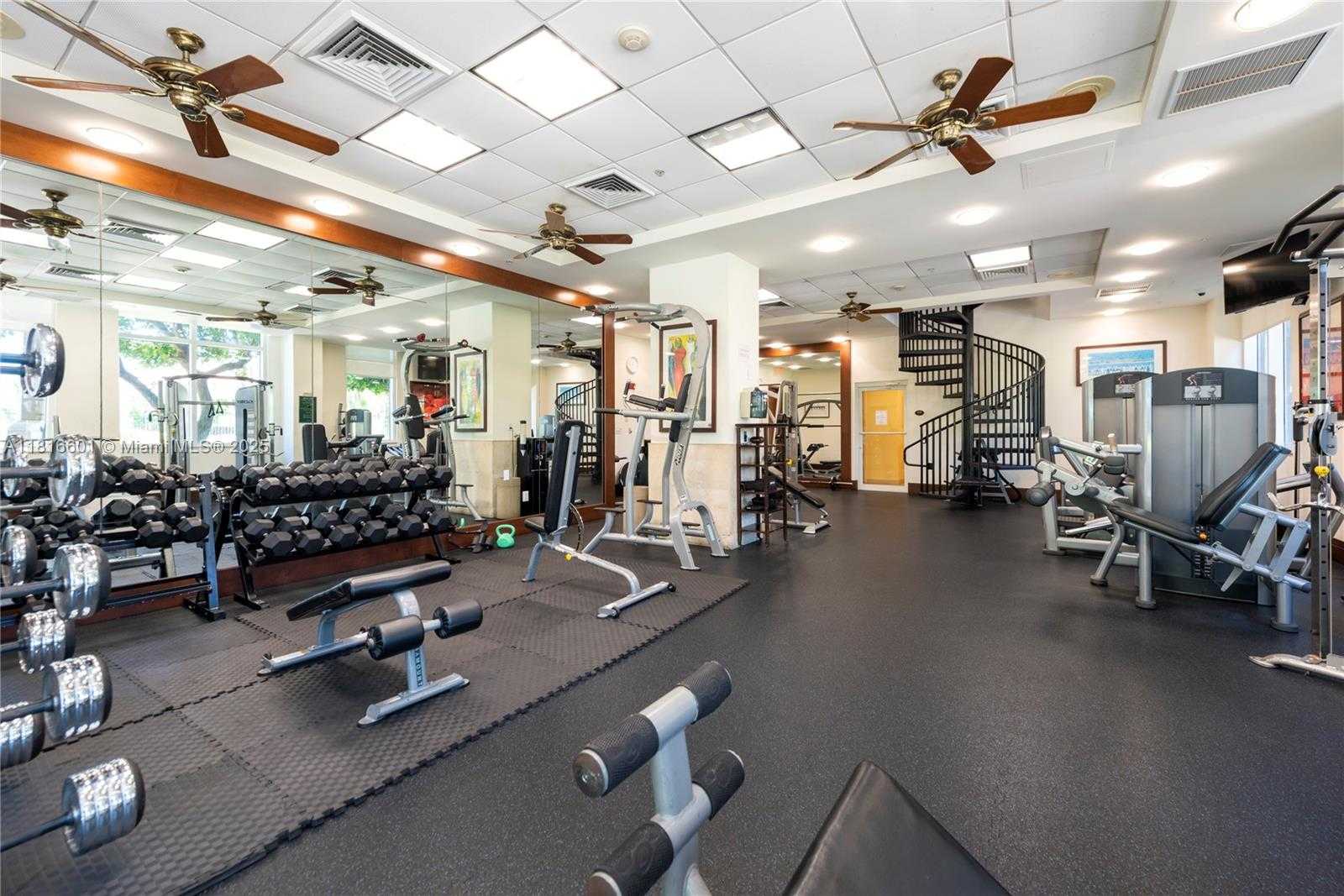 Small Image of 19501 WEST COUNTRY CLUB DR #2210, Aventura Number 31