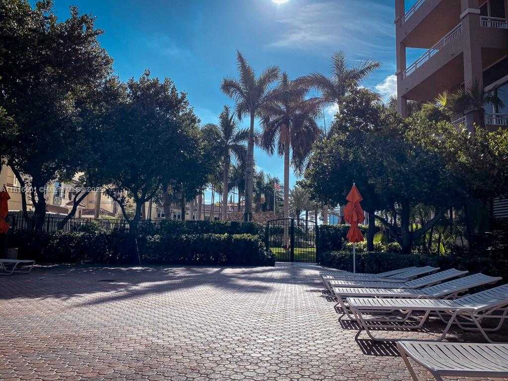 Small Image of 19501 WEST COUNTRY CLUB DR #2210, Aventura Number 42