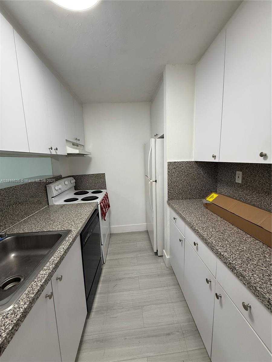 Small Image of 10400 SOUTH WEST 108TH AVE #A409, Miami Number 2