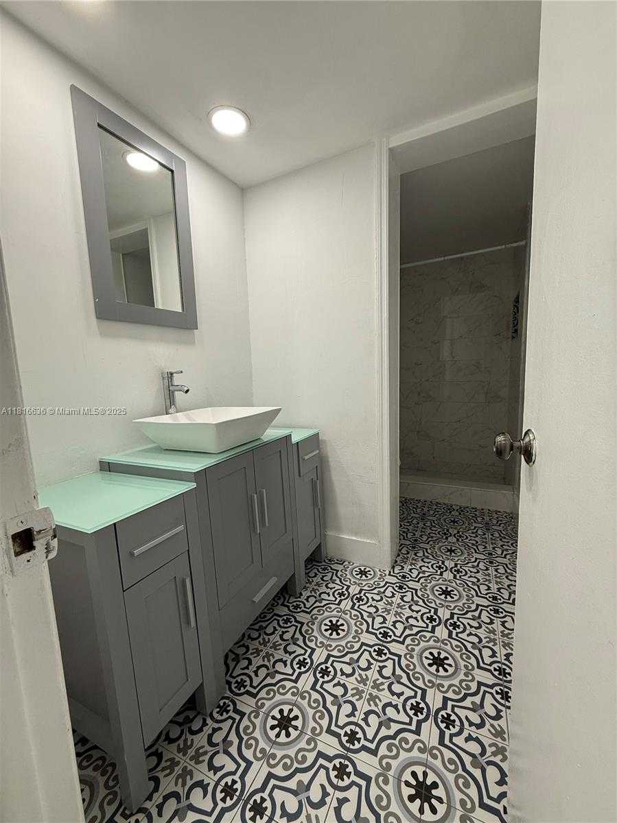 Small Image of 10400 SOUTH WEST 108TH AVE #A409, Miami Number 6