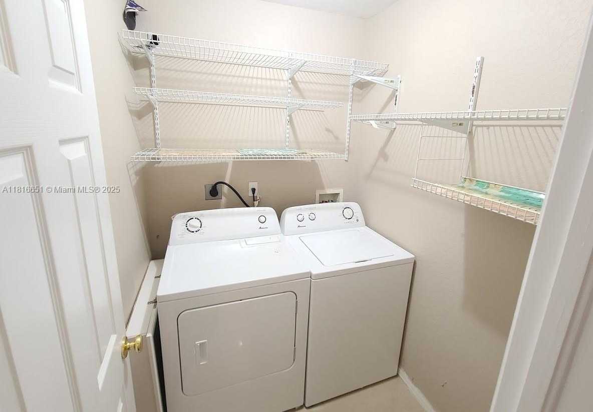 Small Image of 5713 NORTH WEST 114TH CT #112, Doral Number 16