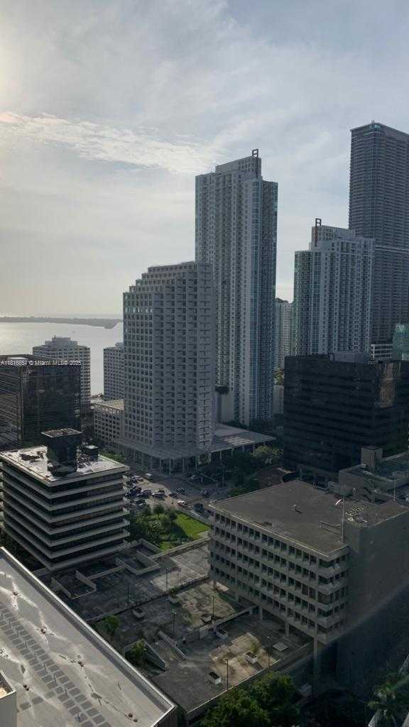 Small Image of 68 SOUTH EAST 6TH ST #2305, Miami Number 16