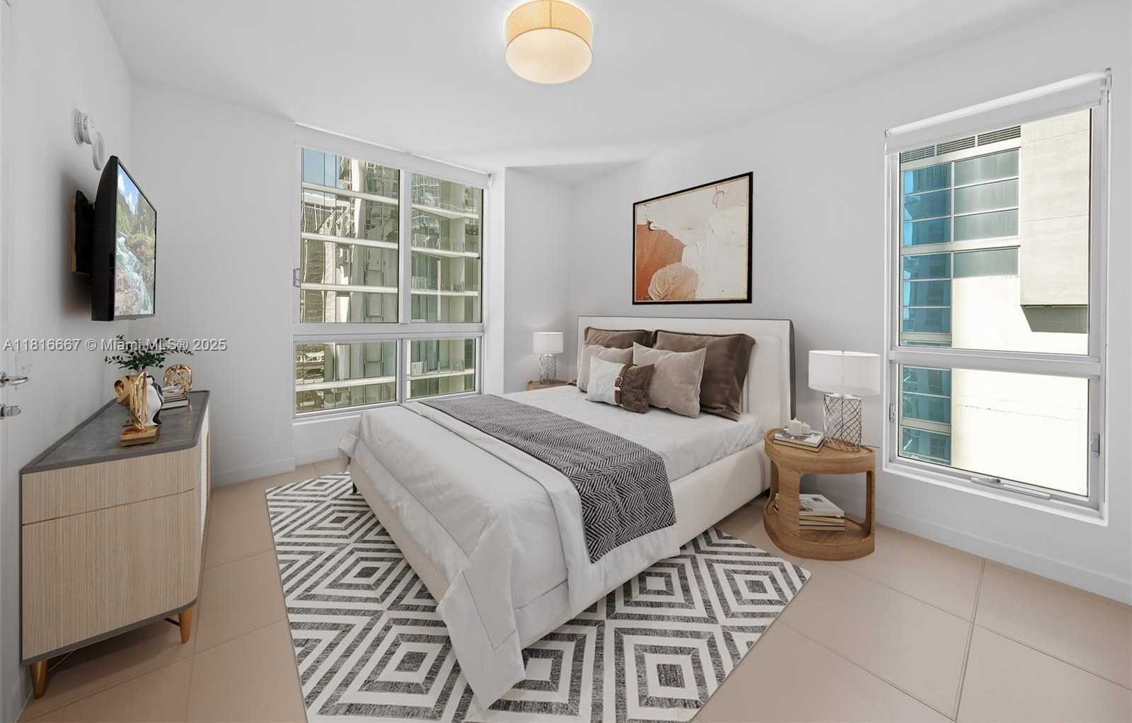 Small Image of 300 SOUTH BISCAYNE BLVD #L-802, Miami Number 16