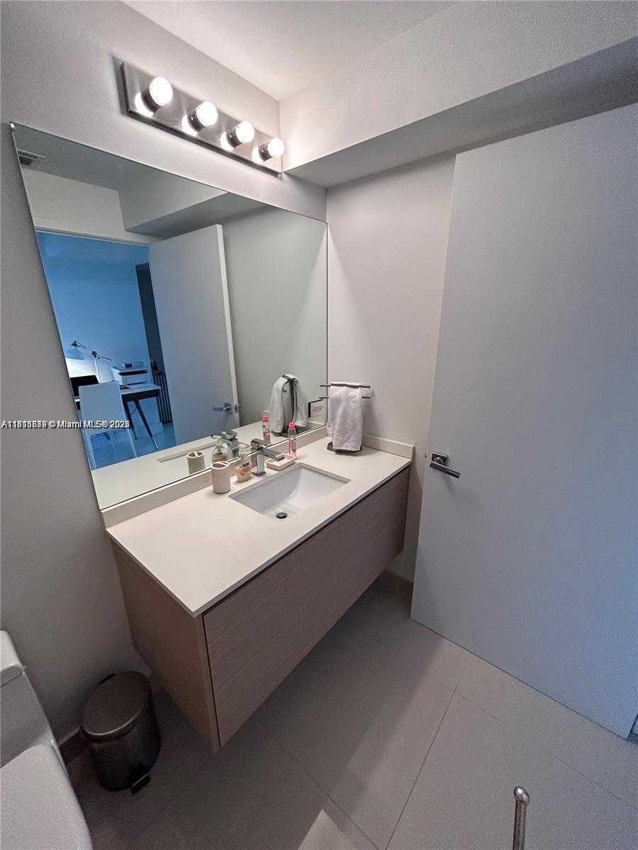 Small Image of 600 NORTH EAST 27TH ST #3003, Miami Number 12