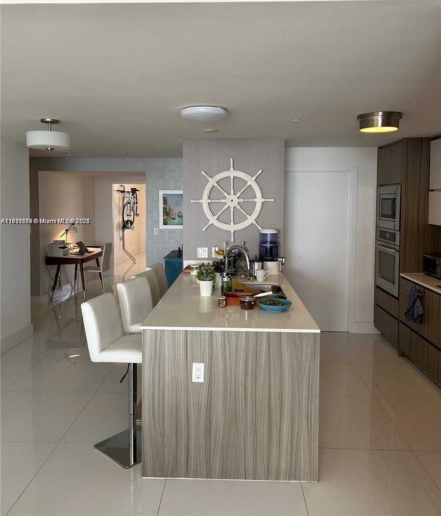Small Image of 600 NORTH EAST 27TH ST #3003, Miami Number 6