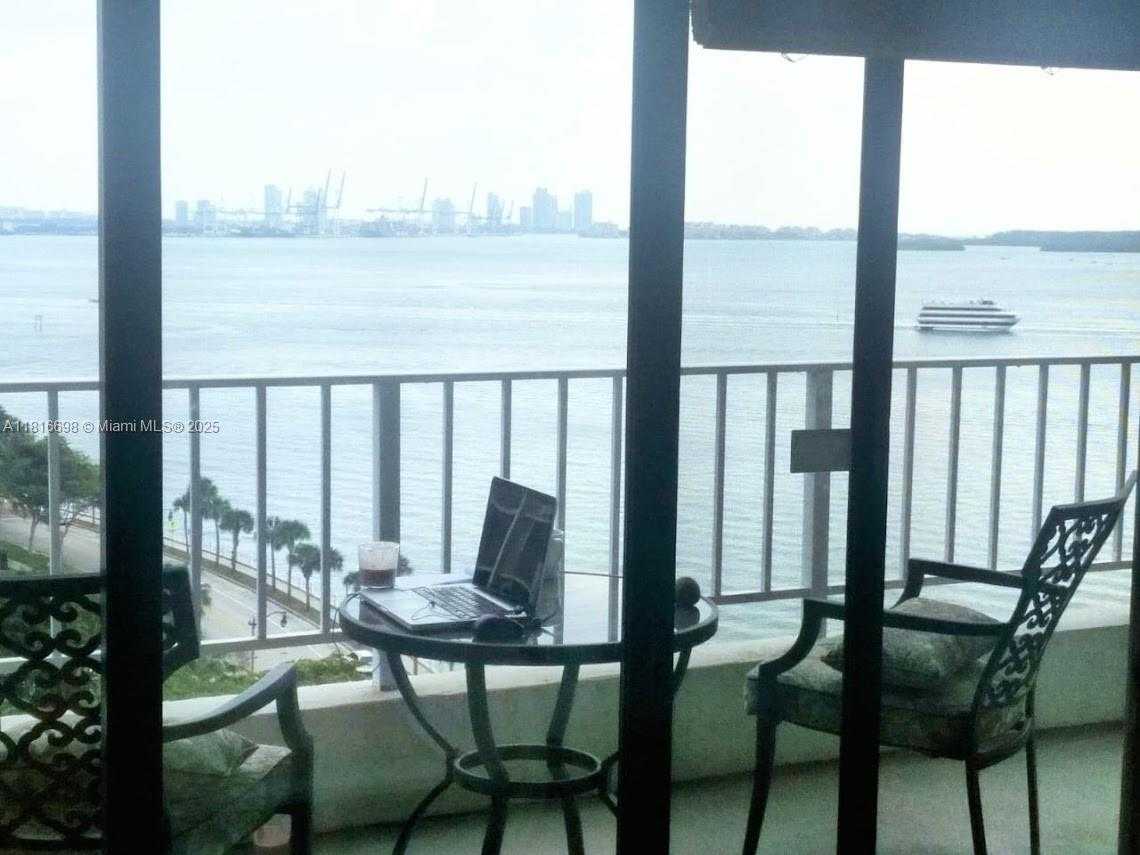 Small Image of 200 SOUTH EAST 15TH RD #15E, Miami Number 14
