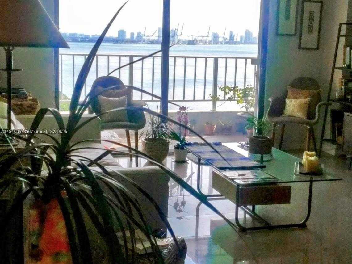 Small Image of 200 SOUTH EAST 15TH RD #15E, Miami Number 2