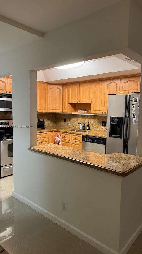 Small Image of 200 SOUTH EAST 15TH RD #15E, Miami Number 5