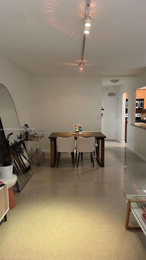 Small Image of 200 SOUTH EAST 15TH RD #15E, Miami Number 9