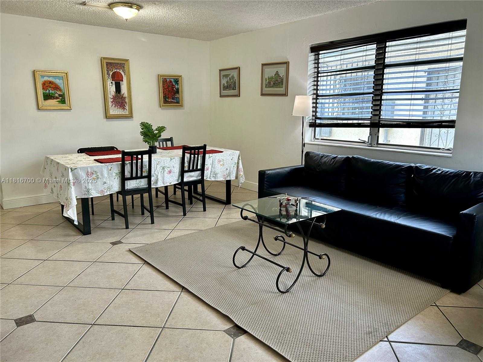 Small Image of 5726 SOUTH WEST 20TH ST, Miami Number 10