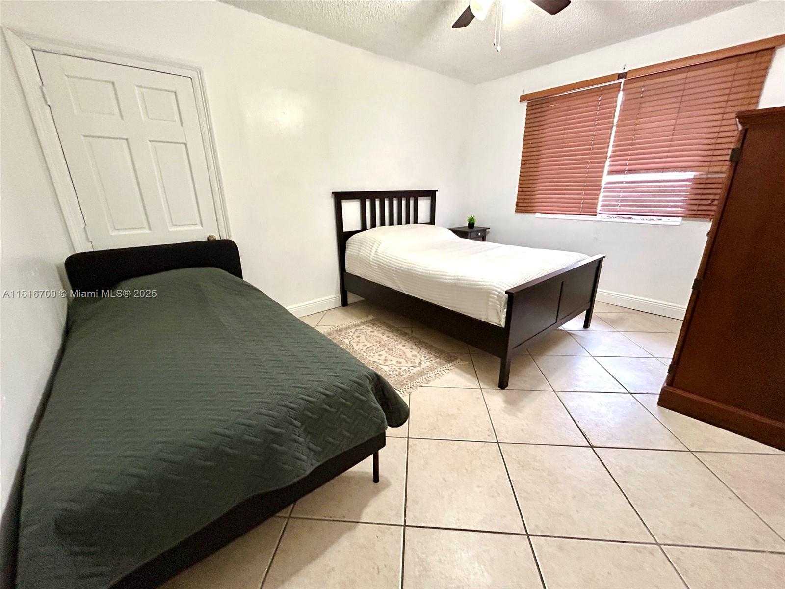 Small Image of 5726 SOUTH WEST 20TH ST, Miami Number 12