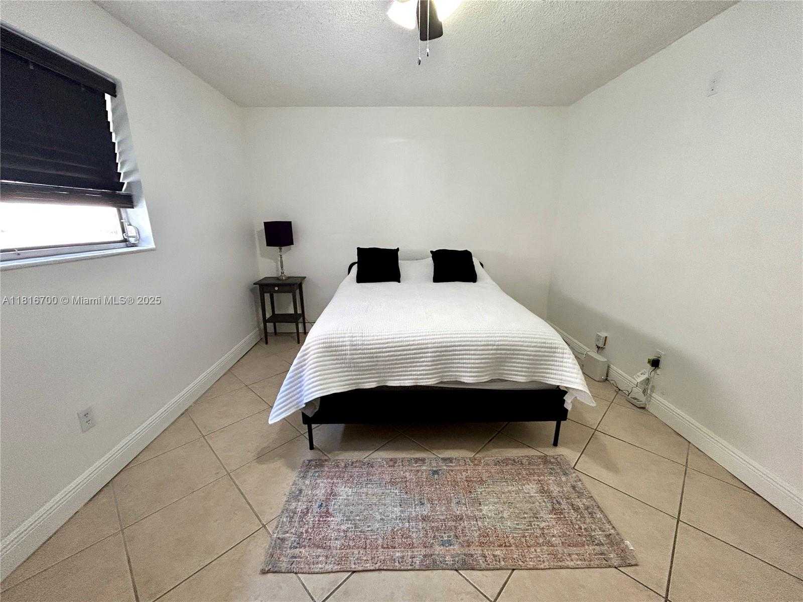 Small Image of 5726 SOUTH WEST 20TH ST, Miami Number 8