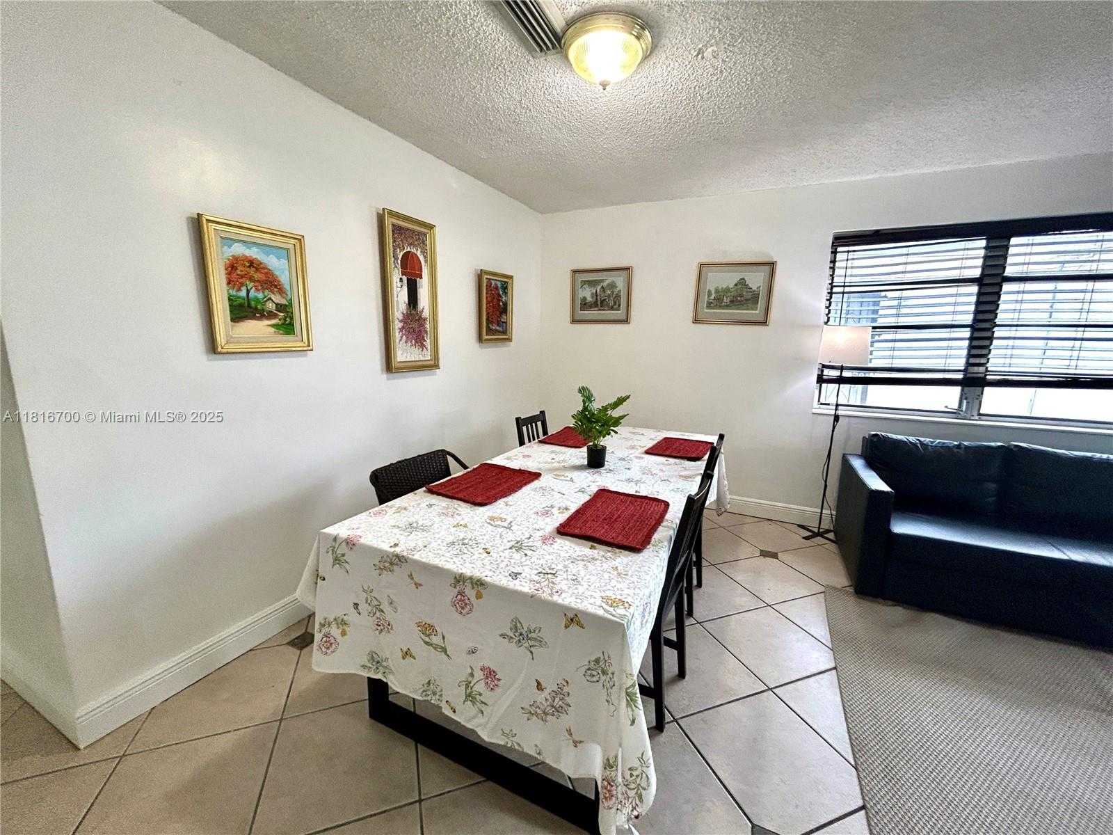 Small Image of 5726 SOUTH WEST 20TH ST, Miami Number 9