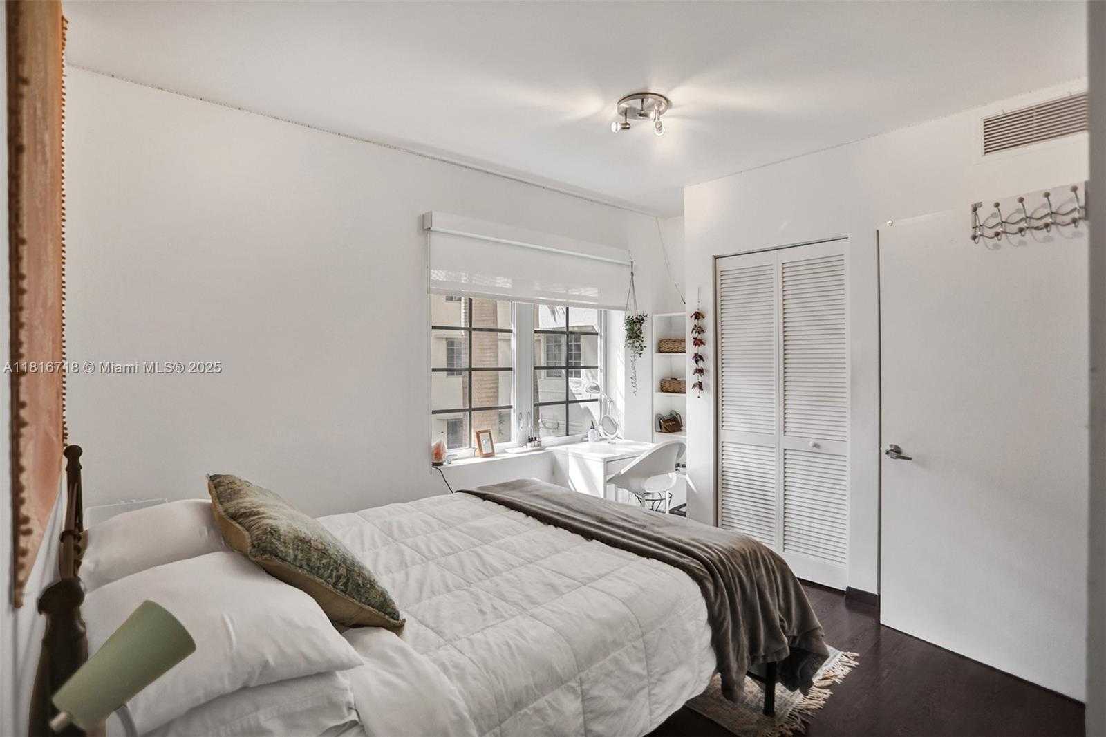 Small Image of 435 21ST ST #210, Miami Beach Number 13
