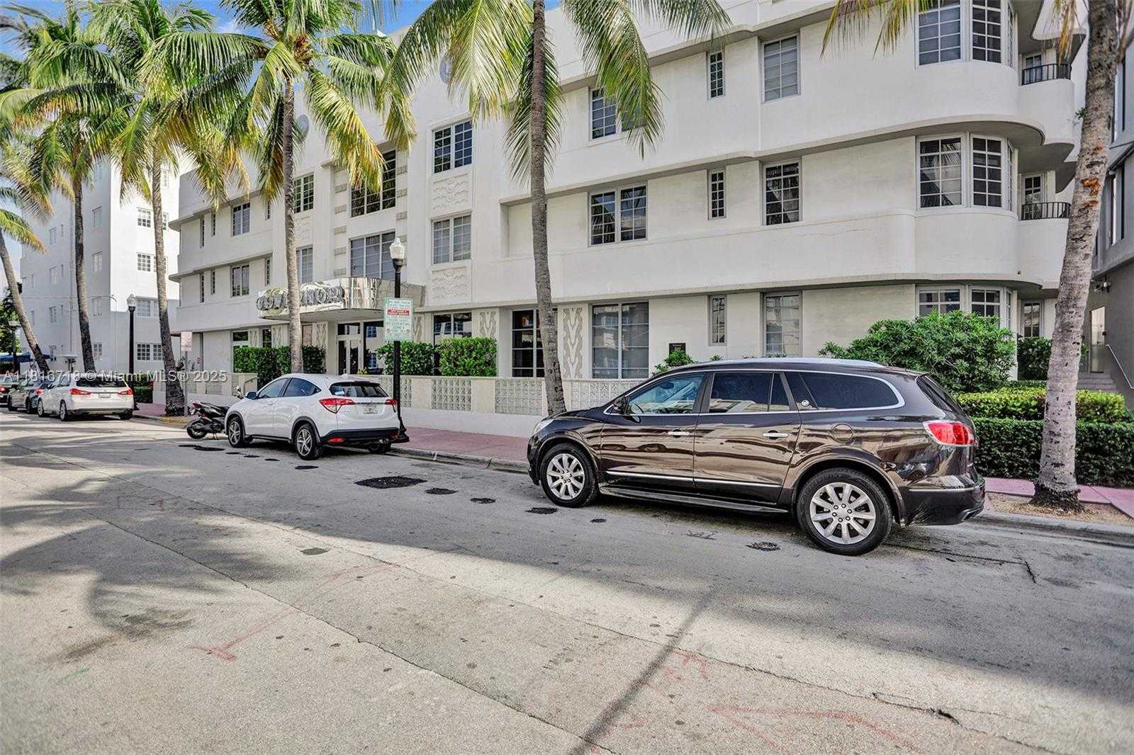 Small Image of 435 21ST ST #210, Miami Beach Number 29