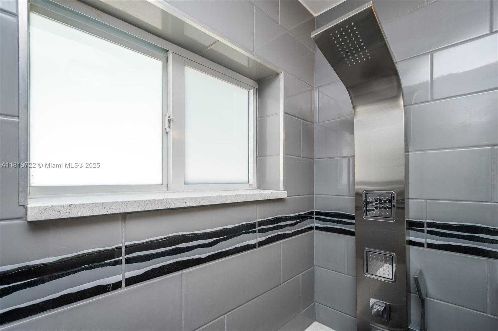 Small Image of 3400 NORTH SURF RD #2, Hollywood Number 9