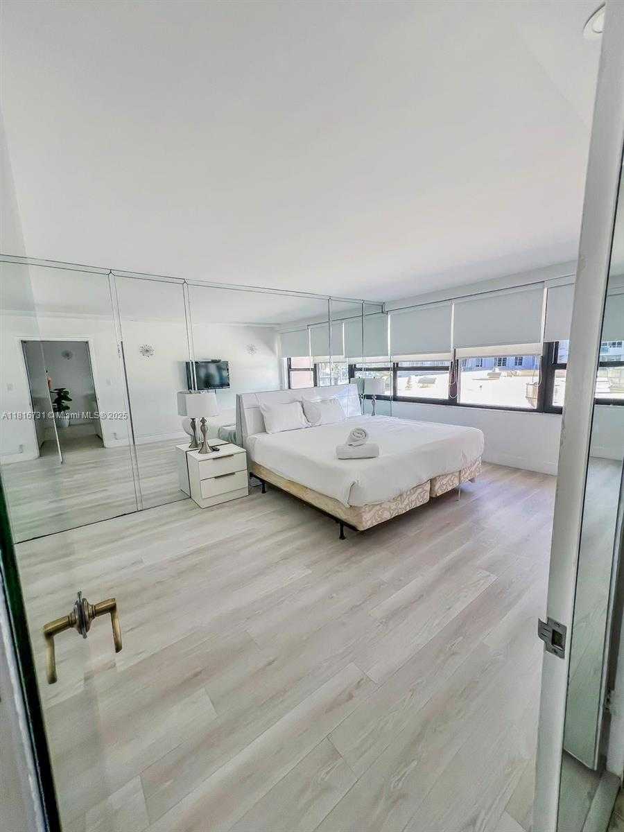 Small Image of 5225 COLLINS AVE #517, Miami Beach Number 5