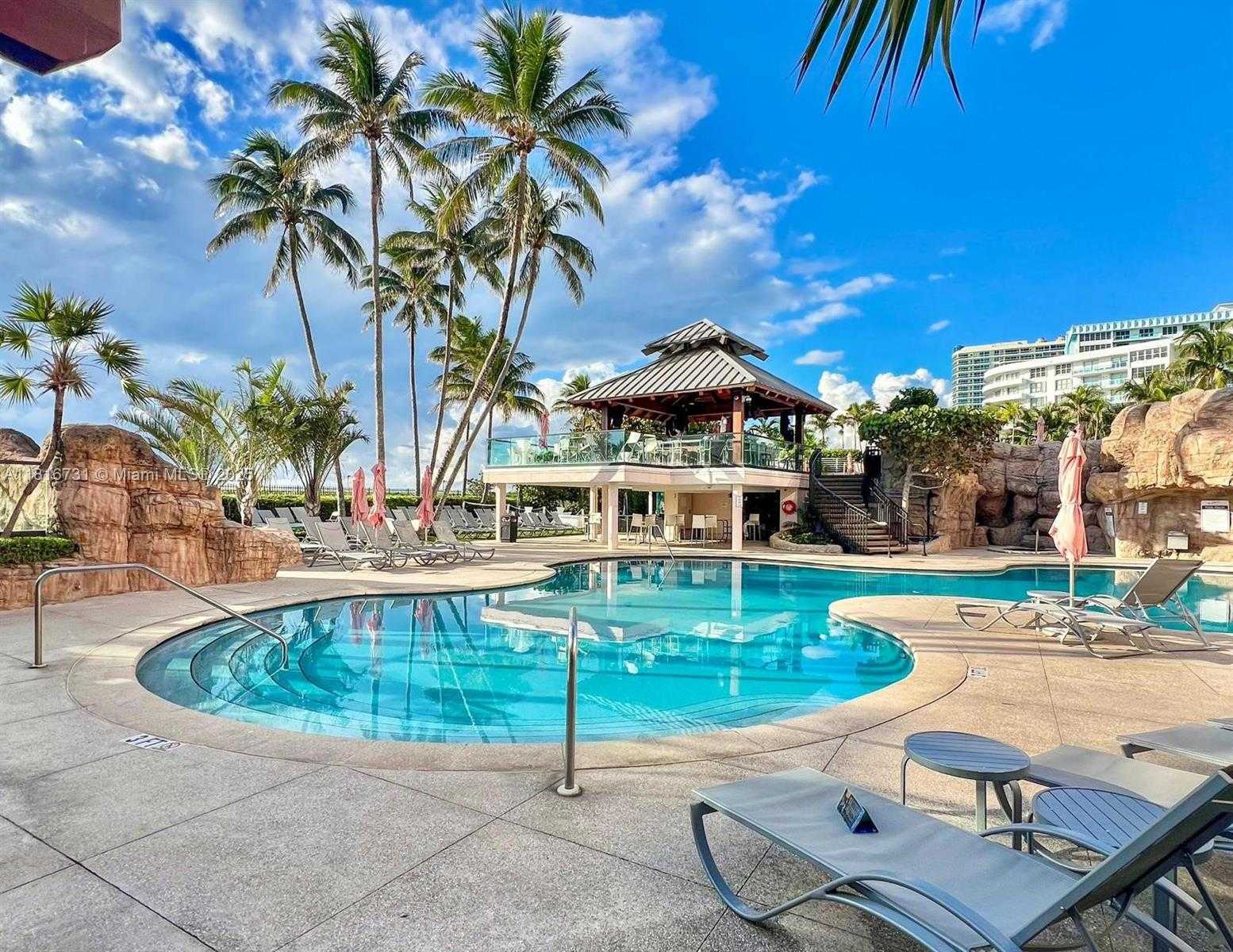 Small Image of 5225 COLLINS AVE #517, Miami Beach Number 9