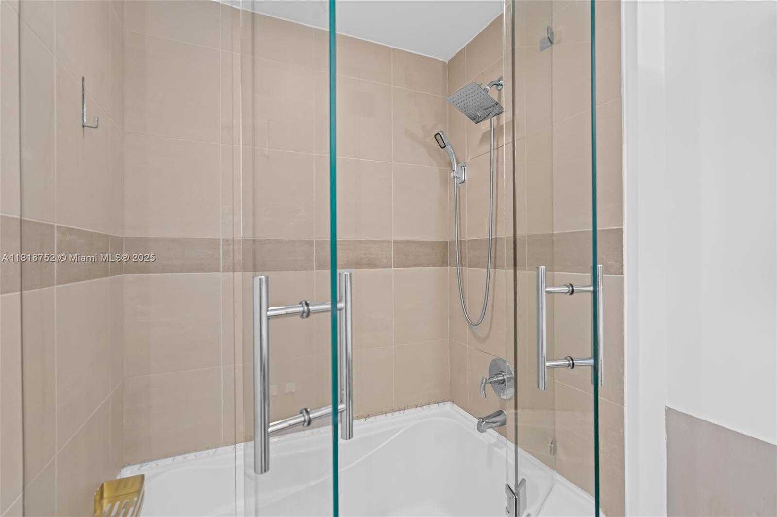 Small Image of 1945 SOUTH OCEAN DR #704, Hallandale Beach Number 25