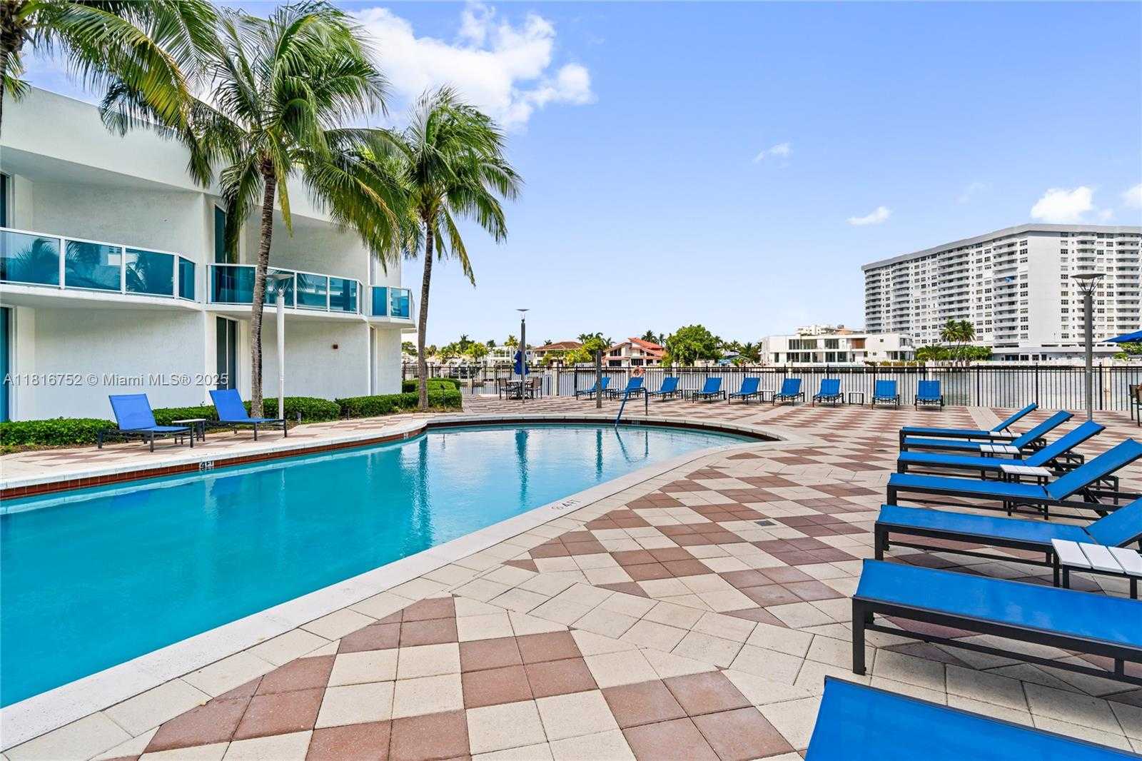 Small Image of 1945 SOUTH OCEAN DR #704, Hallandale Beach Number 26